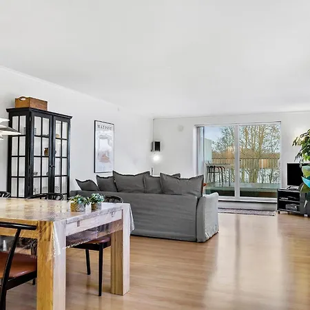 Apartment 1 Bedroom Cozy In Grasten